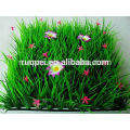 novo tapete / esteira de grama verde falsa natural barato com flores para decoração de jardim